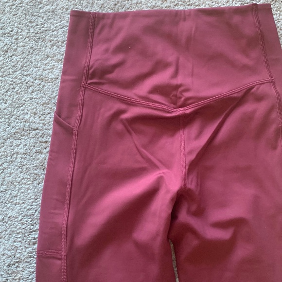 Girlfriend Collective Compressive High Rise Leggings in Mulberry - Size S - Picture 13 of 17